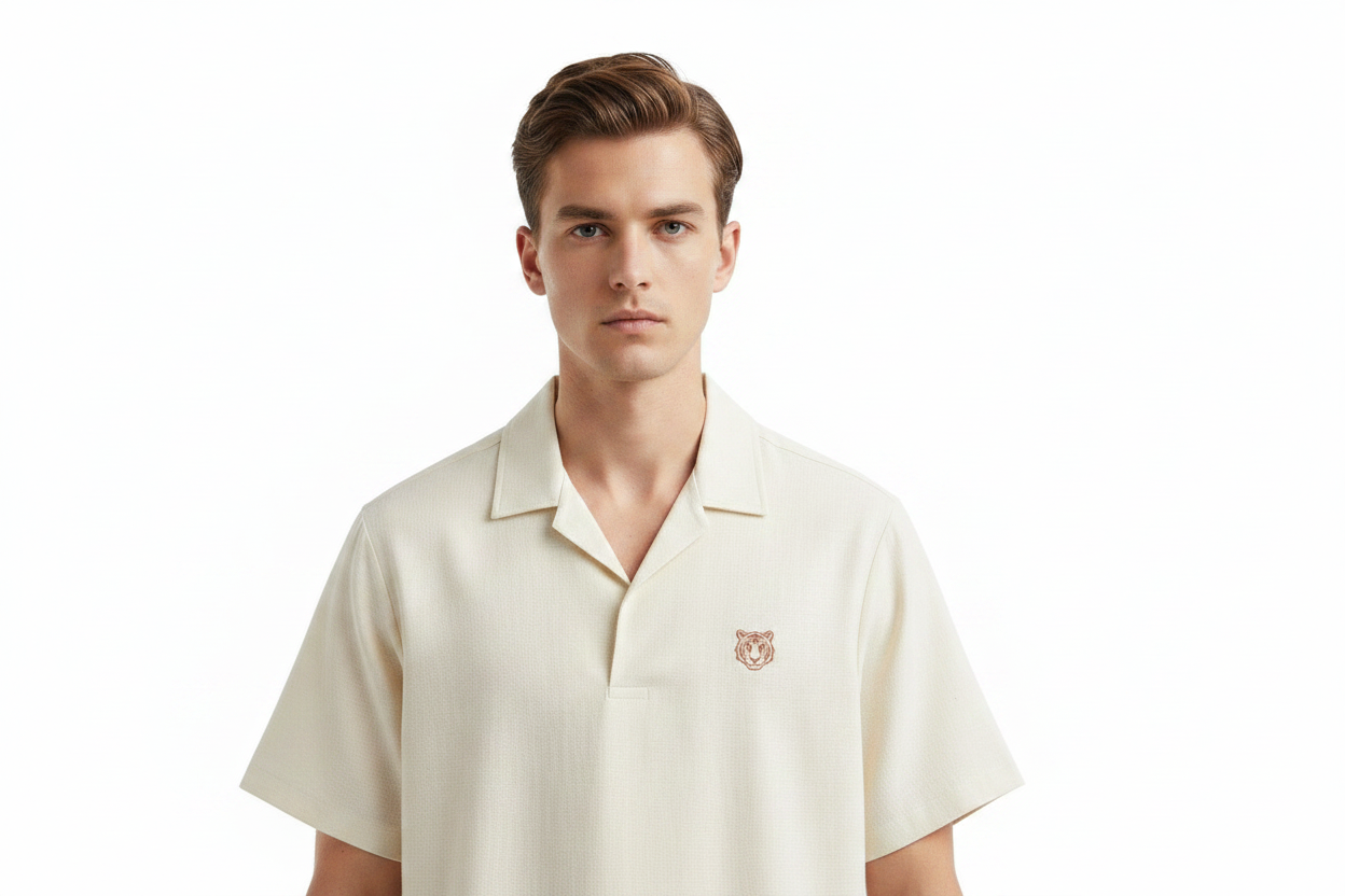 Cream Tiger Polo – Model